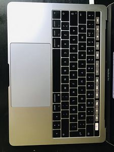 MacBook Pro (13-inch, 2017) (6 foto / 7)