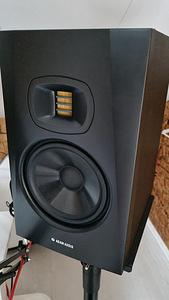 Мониторы T7V ADAM AUDIO (1 фото из 3)