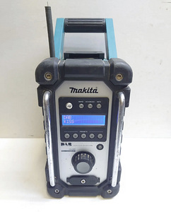 Makita radio (1 foto / 3)