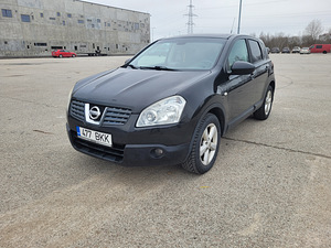 Nissan Qashqai (2 foto / 9)