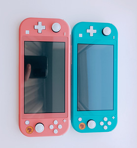 Nintendo Switch Lite Animal Crossing Edition 2026 GARANTII (2 foto / 2)