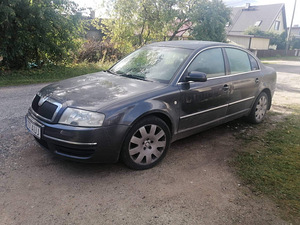 Tehniliselt korras auto (13 foto / 13)