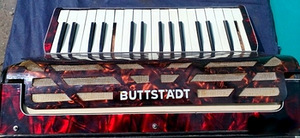Немецкий аккордеон фирмы Buttstadt