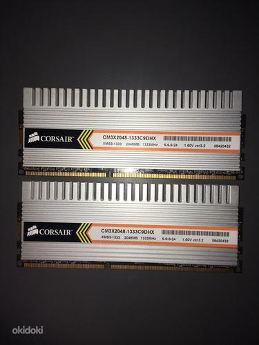 Corsair 4 Гб DDR3 RAM 1333 МГц (фото #1)
