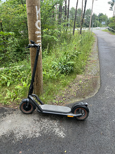 Elektritõukeratas Navee N65 (1 foto / 3)