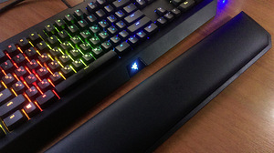 Клавиатура Razer BLACKWIDOW CHROMA V2