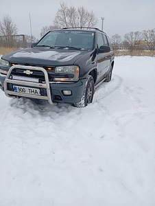 Chevrolet Trailblazer (3 фото из 5)