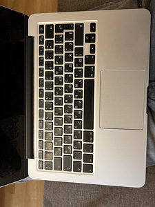 MacBook Pro 13” 2015 г. (4 фото из 9)