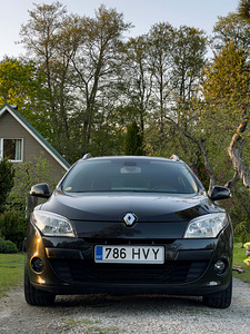 Renault Megane Grandtour (7 foto / 11)