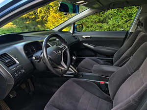 Honda Civic 1.8 103kW, 2008 (14 foto / 15)