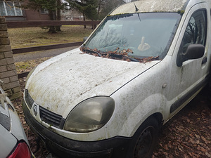 Vahetada 2 autot ja 1 roller (remonti vajavad/varuosadeks) (15 foto / 15)