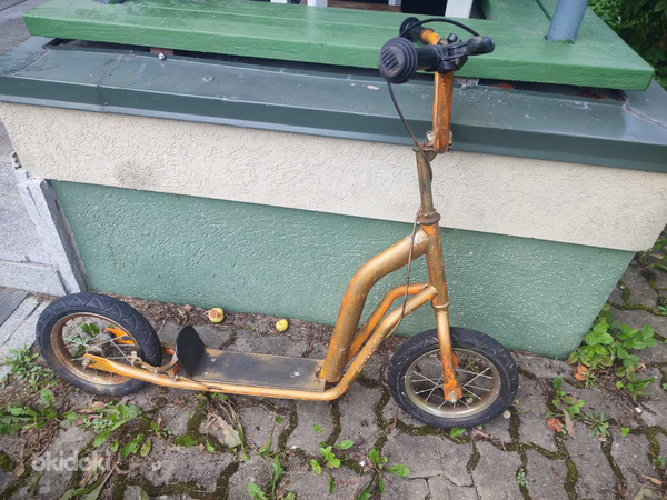 Retro scooter (foto #2)