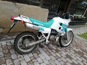 Honda NX250 (2 foto / 2)