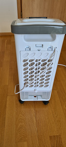 Ventilaator õhuniisuti (4 foto / 7)