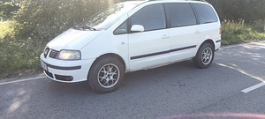 Seat Alhambra 1.9TDI 85kw (2 foto / 4)