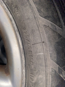 Шины 225/65/R16C на дисках Opel (2 фото из 3)