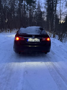 Honda Accord 2.4. 148kw. 2011a. Lpg (14 foto / 15)