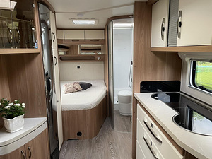 Haagissuvila Hobby De Luxe 540 FU (7 foto / 10)