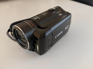 Videokaamera Canon HF 10e (3 foto / 5)