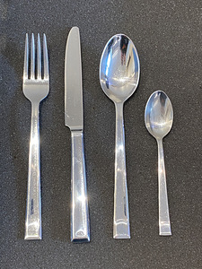 Villeroy&Boch söögiriistade komplektid (3 foto / 3)