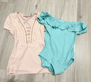 Топики,футболки (3 фото из 4)