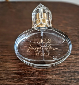 Parfüüm naiste: Giordadi Gold, Lucia, Greater (10 foto / 10)