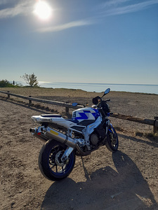 Aprilia Tuono 1000cc (4 foto / 4)
