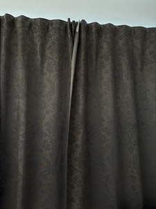 Poolpimendavad kardinad 140x245cm (2tk) (2 foto / 2)