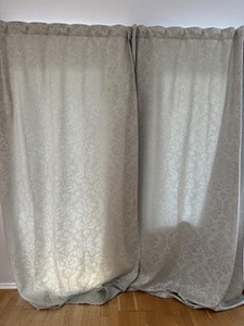 Poolpimendavad kardinad 140x245cm (2tk) (2 foto / 2)