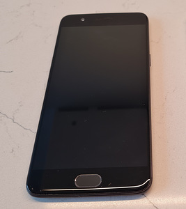 OnePlus 5 (A5000) 64 ГБ (2 фото из 4)