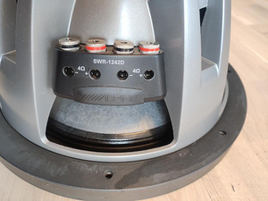 Subwoofer Alpine SWR-1242D. (4 foto / 4)
