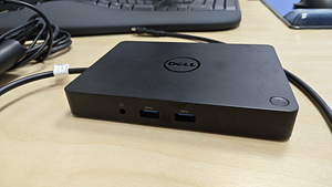 Dell Dock WD15 USB-C Type K17A001. (1 foto / 4)