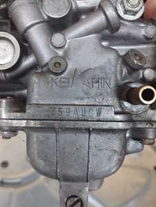 250cc karburaatorid (2 foto / 3)