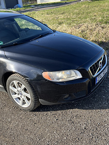 Volvo v70 (3 фото из 10)
