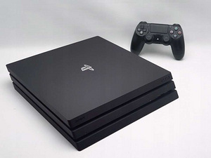 Ps4 pro + konto 20 mänguga (1 foto / 1)