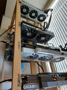 Miner 3080, 3080, 3060ti ja radeon vii 340mhs (1 foto / 1)