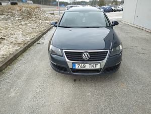 VW Passat 1,9 TDI (4 foto / 8)