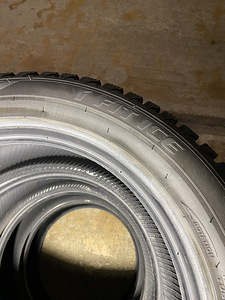 Laufenn i FIT ICE 205/55R16 100% naelad (4 foto / 5)