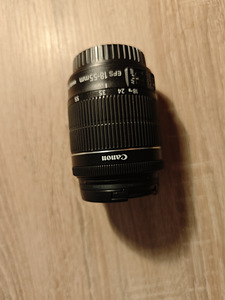 Canon EOS 80D + Canon EF-S 18-55mm 1:3.5-5.6 IS STM (4 foto / 5)