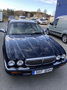 Müün auto Daimler V8 Super (2 foto / 9)
