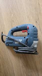 Tikksaag Bosch GST 8000 (2 foto / 4)