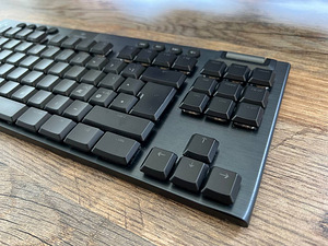 Logitech G915 TKL Clicky Gaming Keyboard, Nordic Layout (2 foto / 3)