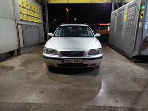 Volvo V70 (3 фото из 14)