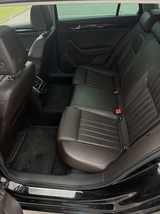 Skoda Superb Laurin & Klement 2.0 TDI 4x4 DSG (11 foto / 15)