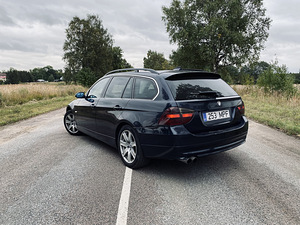 BMW E91 330XD 170kw '06 (4 foto / 8)