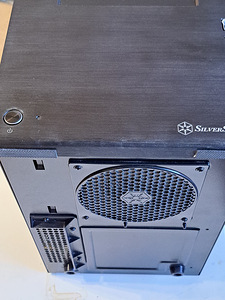 SilverStone SG08 mini-ITX korpus koos 600W 80+ Bronze toitep (6 foto / 6)