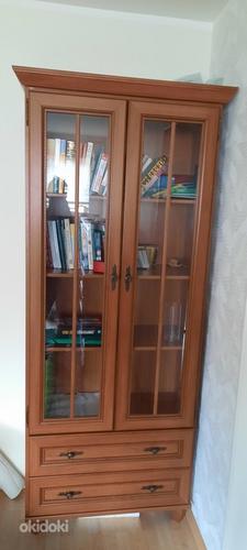 Книжный шкаф (фото #4)