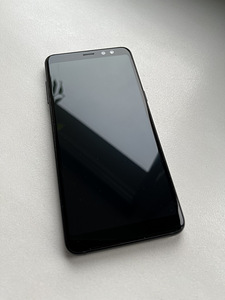 Nutitelefon Samsung Galaxy A8 (1 foto / 5)