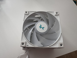 Deepcool FC120 (1 foto / 3)