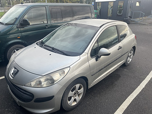 Peugeot 207 1.4D (3 foto / 5)